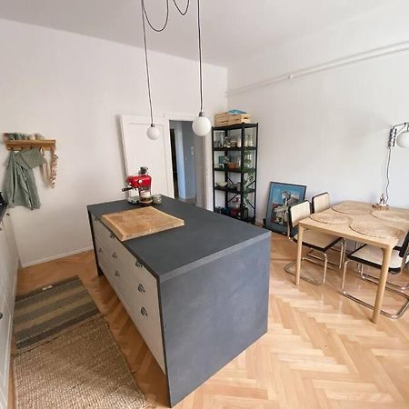 Cosy Apartment Tivoli Center Free Park ลูบลิยานา ภายนอก รูปภาพ