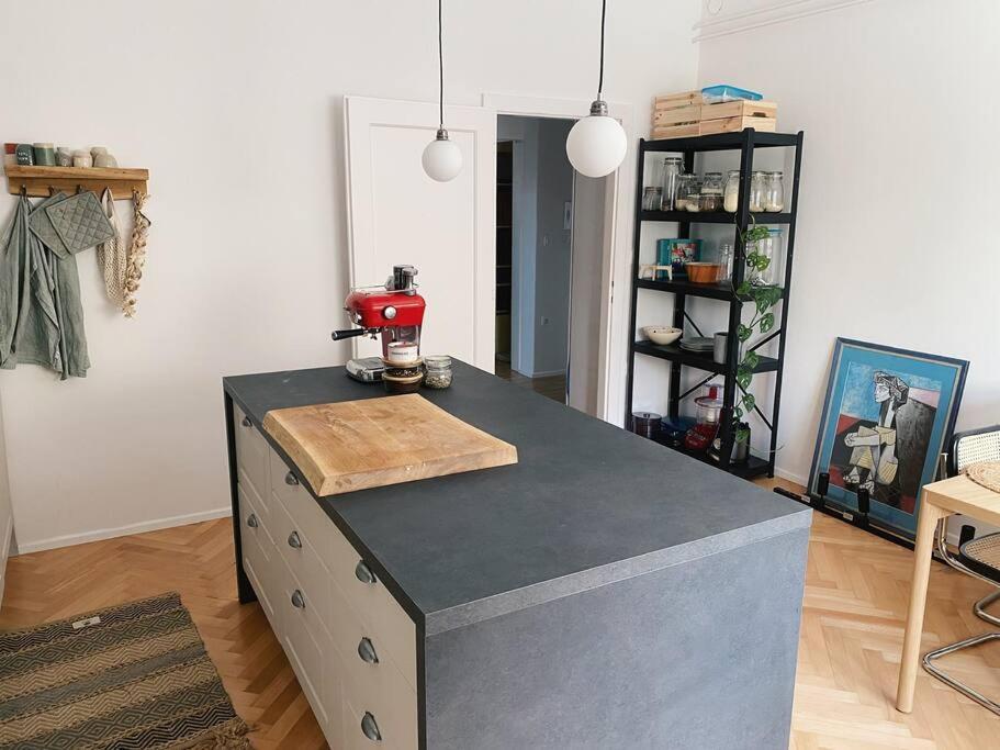 Cosy Apartment Tivoli Center Free Park ลูบลิยานา ภายนอก รูปภาพ